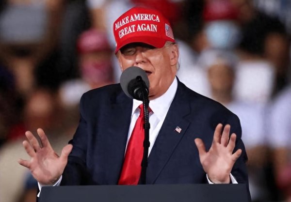 富兴配资端 中方同意接触不到一天，特朗普就态度转变，美财长称“不抱希望”