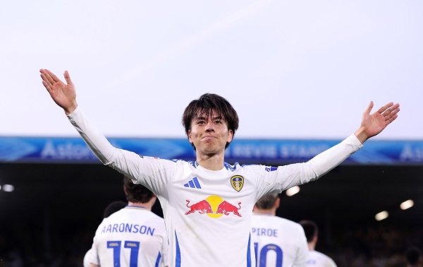 翻翻配资 日本国脚田中碧身价涨至1000万欧，较加盟利兹时涨了600万欧